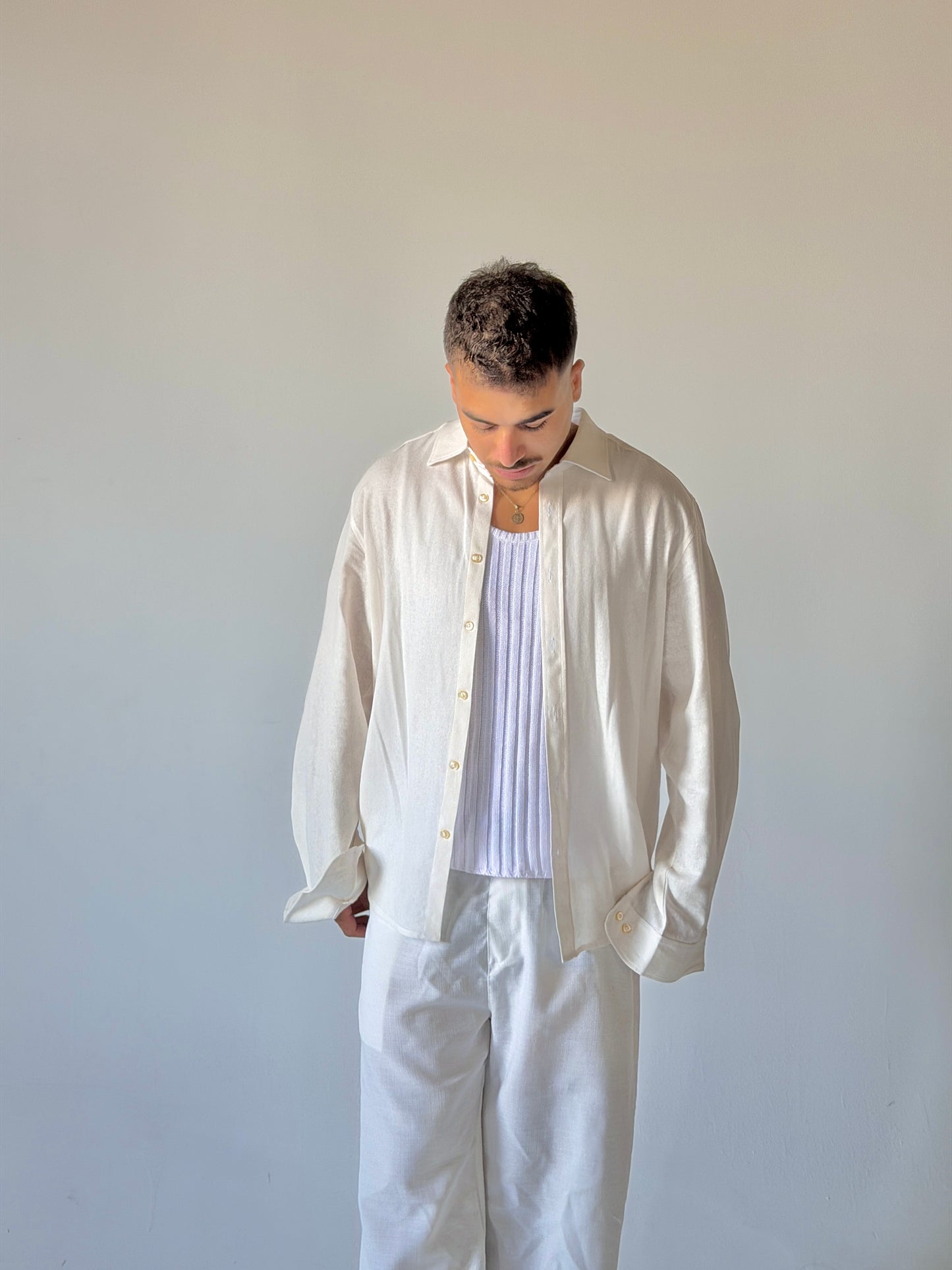 V-linen Shirt (Off White)