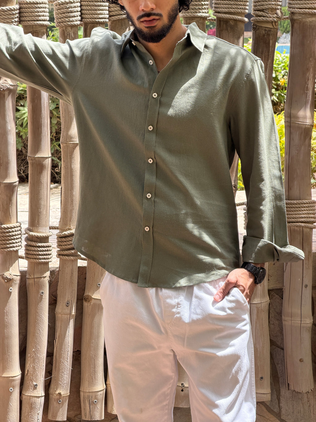 V-Linen Shirt (Olive)