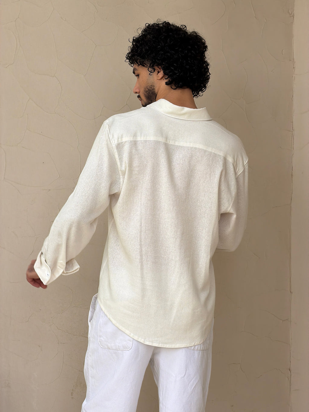 V-linen Shirt (Off White)