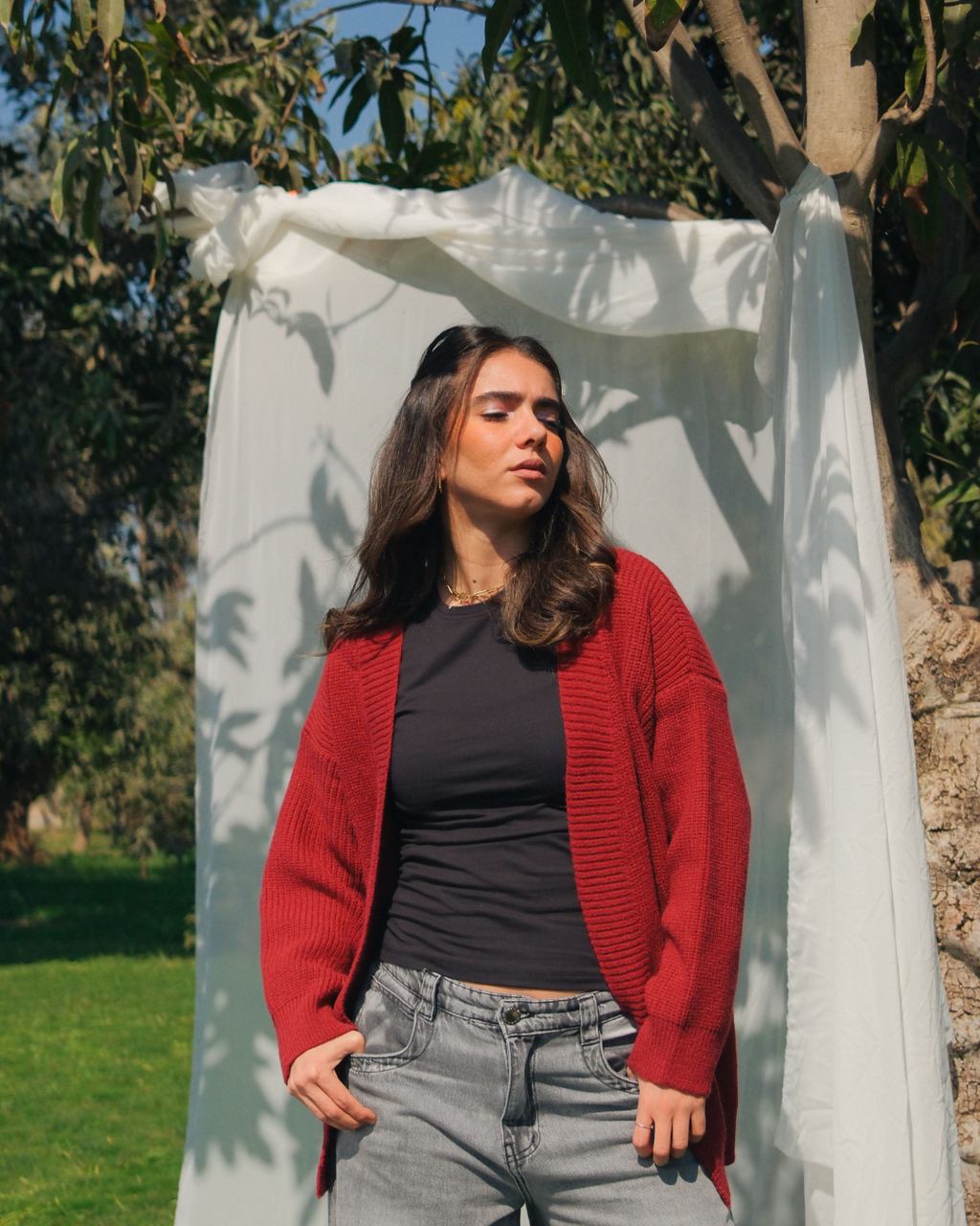 V-KNIT CARDIGAN